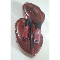 COFRE DE LABIOS MATTE AND CREAM DE DDONNA.